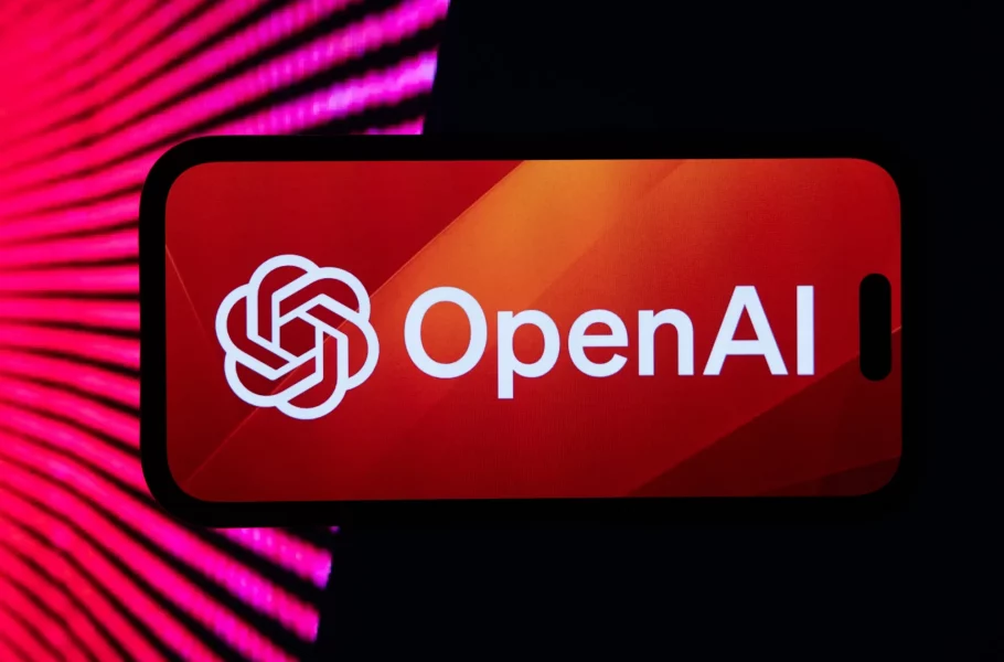 اعلان «وضعیت قرمز» در OpenAI؛ پیشرفتهای گوگل سازنده ChatGPT را به هراس انداخت