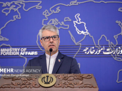 بقایی: موشک برای دفاع از کیان کشور است و قابل مذاکره نیست