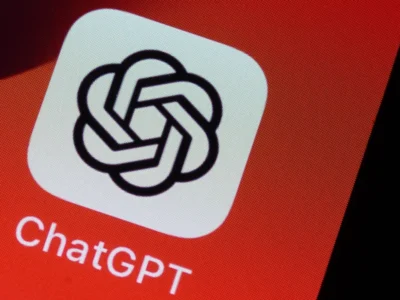 تحقیق جدید: چت‌بات‌ها را می‌توان از طریق چاپلوسی و تحت‌فشار قرار دادن دست‌کاری کرد