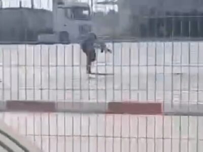 تحویل پیکر عامل عملیات ضد صهیونیستی گذرگاه کرامه به اردن