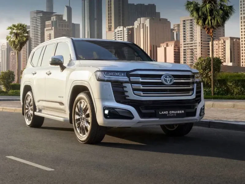 تسهیل واردات خودرو برای خارج‌نشینان؛ گشایش محدود با بوی رانت