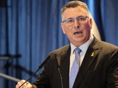 دست‌وپا زدن وزیر خارجه اسرائیل برای افزایش ساکنان اراضی اشغالی