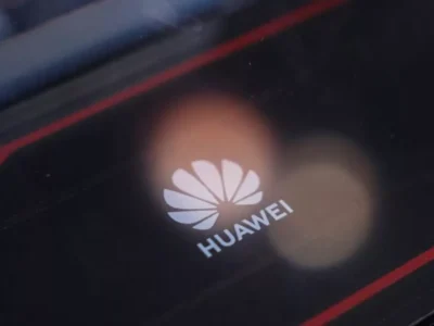 راهکار جدید هواوی مصرف حافظه هوش مصنوعی را تا 70 درصد کاهش می‌دهد