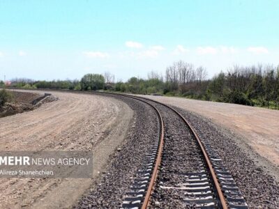 رفیعی: ۲ قطعه از طرح راه آهن ایلام در حال اجرایی شدن است