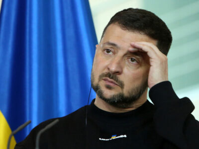 زلنسکی: باید روسیه را برای تعامل با دیپلماسی تحت فشار قرار داد!