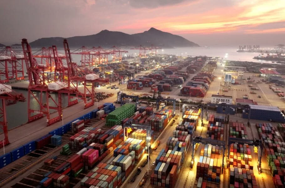 سازمان تجارت جهانی: هوش مصنوعی تا سال ۲۰۴۰ ارزش تجارت را ۴۰ درصد افزایش می‌دهد