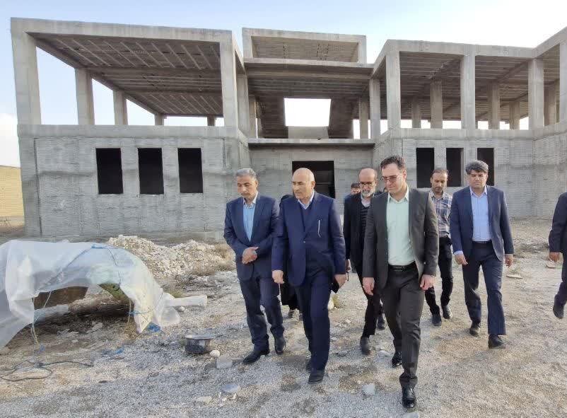 سلیمانی: ۱۸ پروژه مدرسه‌سازی در تنگستان فعال است