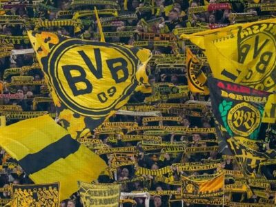 سکو‌های زردِ آلمان، شلوغ‌تر از همیشه/ دورتموند اول اروپا شد