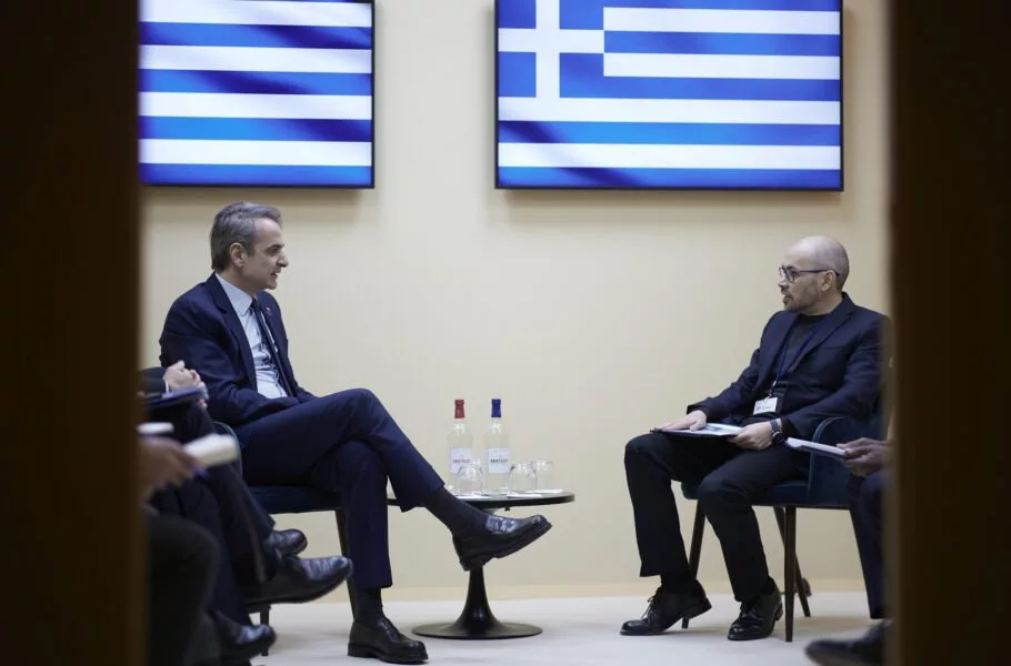 مدیر دیپ‌مایند گوگل: شرکت‌های هوش مصنوعی نباید اشتباه شبکه‌های اجتماعی را تکرار کنند