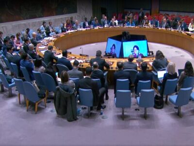 مسکو: ایران در اثنای مذاکره هدف قرار گرفت؛پاکستان:گفتگو جایگزینی ندارد