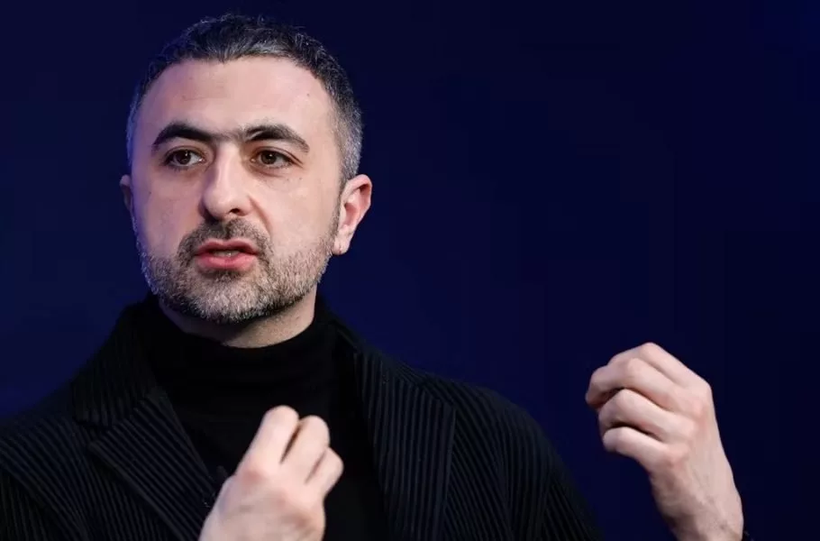 مصطفی سلیمان: هوش مصنوعی نمیتواند خودآگاه باشد