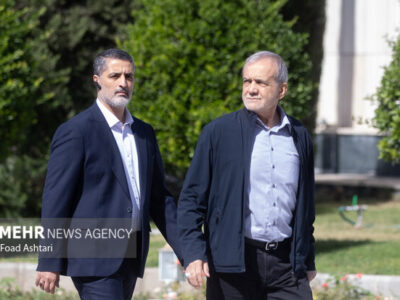 واکنش پزشکیان به سوالات اقتصادی خبرنگاران