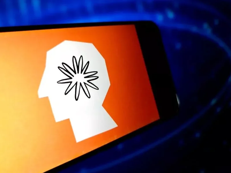 چت‌بات هوش مصنوعی Claude به‌صورت رسمی با Canva یکپارچه شد