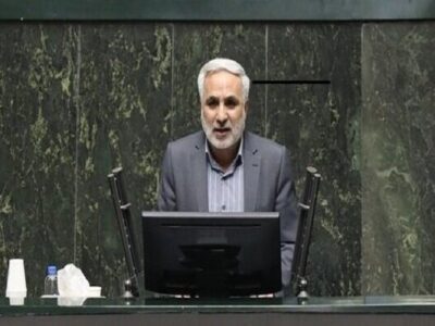 کارمندان، نیروهای مسلح و مردم در شرایط سخت اقتصادی به سر می برند