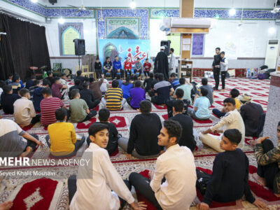 آغاز اعتکاف دانش‌آموزی متوسطه دوم کرمانشاه در مسجد کریم اهل‌بیت (ع)
