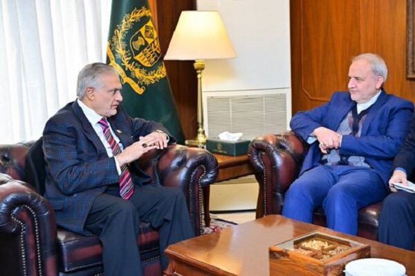 ابلاغ نامه عراقچی به وزیر خارجه پاکستان