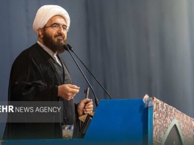 حجت‌الاسلام علی‌اکبری: علی(ع) آمد تا عدالت و فضایل انسانی را آشکار کند