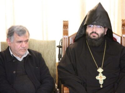 دبیرکل حزب موتلفه با اسقف کلیسای سرکیس مقدسیان  دیدار کرد