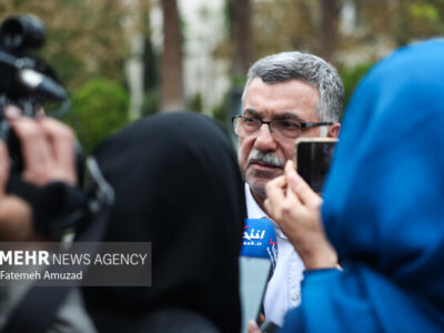 ظفرقندی: در جنگ اقتصادی تمام‌قد هستیم