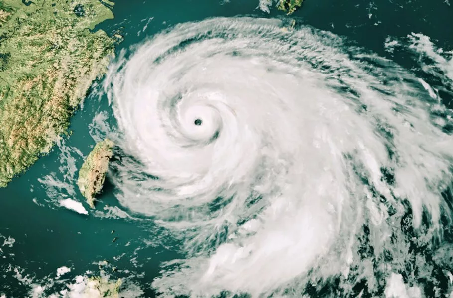 مایکروسافت با هوش مصنوعی جدید Aurora کیفیت هوا و طوفان‌ها را پیش‌بینی می‌کند