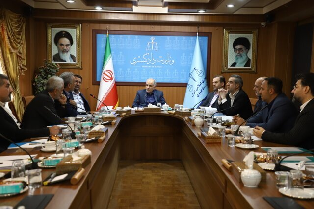 ممنوعیت رد و بدل وجه در بنگاه‌های معاملات ملکی