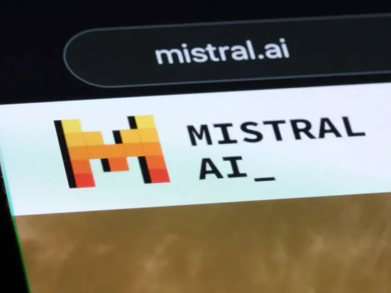 میسترال از Mistral Code رونمایی کرد؛ رقیب GitHub Copilot و Cursor
