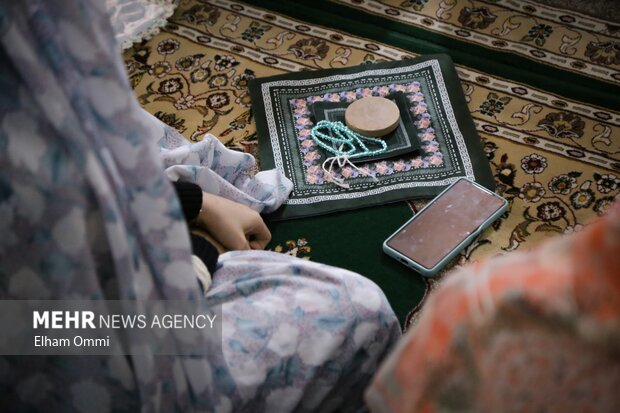 نوجوانان معتکف رشتی با مهر از اعتکاف می گویند