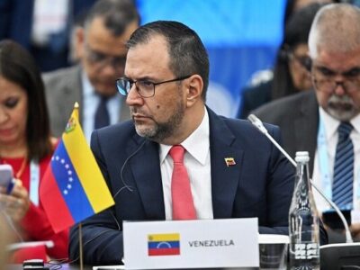 وزیر خارجه ونزوئلا:کشور ما از سوی امپریالیسم آمریکا هدف قرار گرفته است