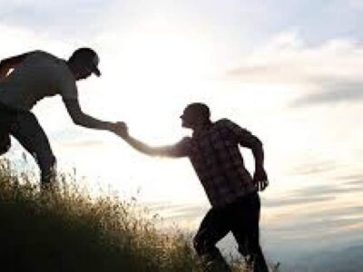 چگونه به یک دوست در بحران روانی کمک کنیم ؟