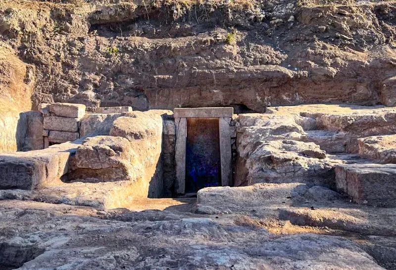 کشف نیایشگاه ۲۴۰۰ ساله هِرکول و گورهای اشرافی در رم