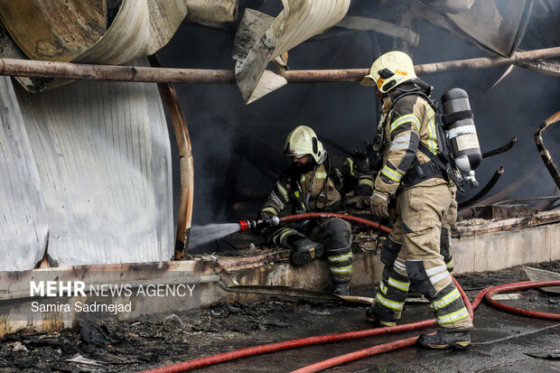 آتشنشانی:جانمایی غیر اصولی مواد آتشزا عامل وقوع حریق در نسیمشهر بود