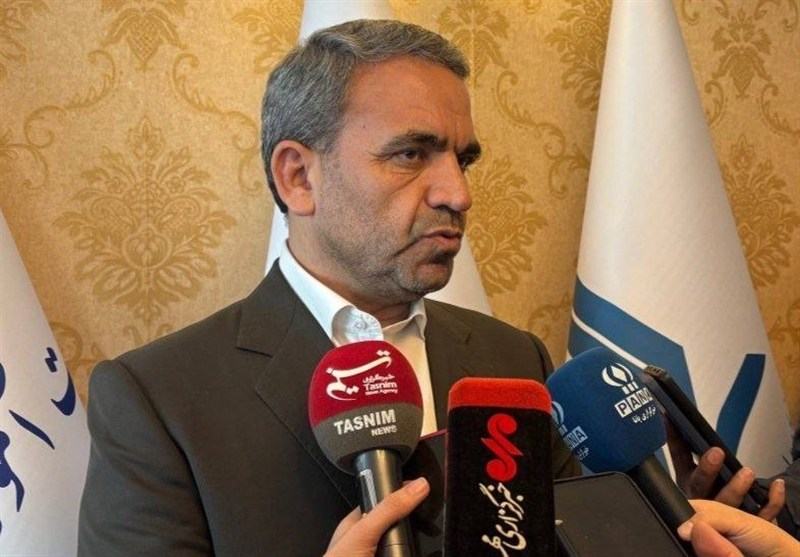 آموزش هوش مصنوعی به 1 میلیون دانش‌آموز در مدارس غیردولتی