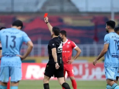 ابهام در قضاوت بازی پرسپولیس و چادرملو