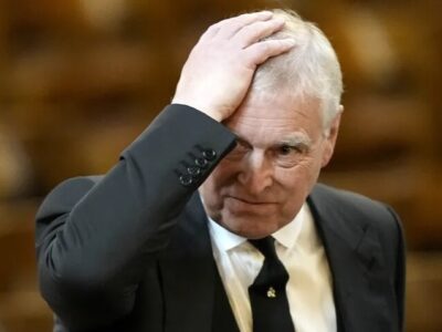 احتمال حذف شاهزاده «اندرو» از صف جانشینی پادشاهی در انگلیس