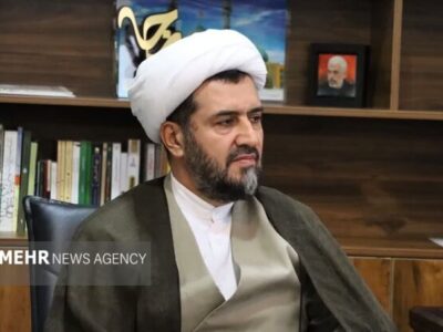 امام جمعه اسلامشهر:حضور پرشور در راهپیمایی۲۲ بهمن وظیفه دینی و ملی است