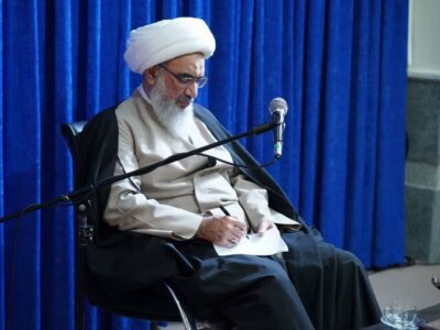 انتقاد امام جمعه بوشهر از معطل ماندن طرح‌ها در فرآیندهای اداری