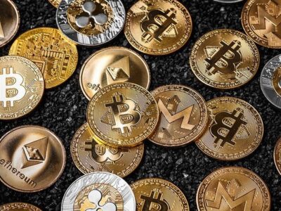 بازار ارزهای دیجیتال در سه‌شنبه ۵ اسفند ۱۴۰۴ / بیت کوین و اتریوم روند متفاوتی را تجربه کردند