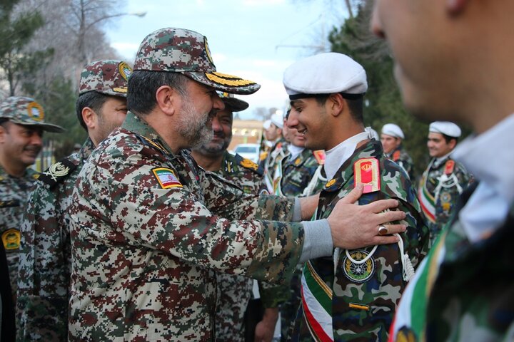 بازدید امیر الهامی از سایتهای عملیاتی و مواضع دفاعی گروه شهید ظرافتی