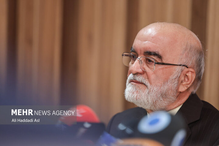 بازدید سراج از ندامتگاه کرج؛ تاکید بر رسیدگی سریع به متهمان اغتشاشات