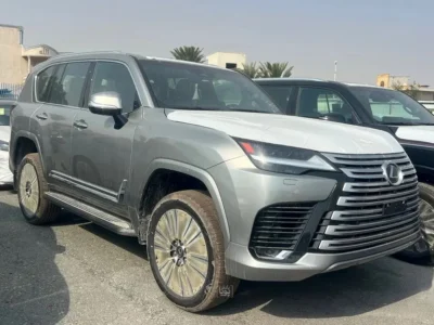 برادر بزرگتر لندکروز به بازار ایران رسید