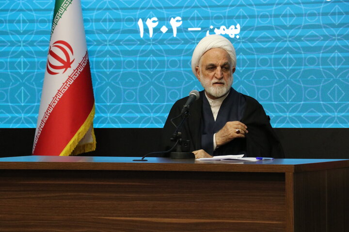 بسیاری از مشکلات با گفتگو حل می شود؛ ضرورت تغییر برخی ساختارها