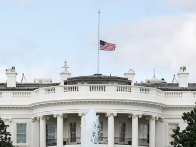 تاکید کاخ سفید بر اجرای سیاست‌های تعرفه‌ای ترامپ