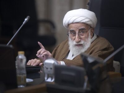 تجلیل آیت‌الله جنتی از موضع‌گیری شجاعانه مقام معظم رهبری