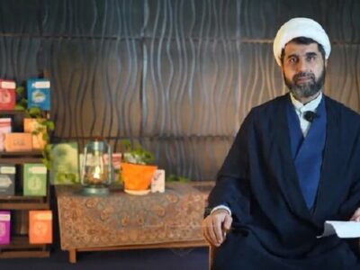 توضیح و تبیین آیه«وَاسْتَعِینُوا بِالصَّبْرِ وَالصَّلَاهِ» به زبان لری