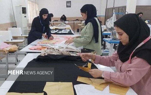 حجی‌پور: نمایشگاه دائمی «کارآفن» در شیروان آماده بهره‌برداری شد