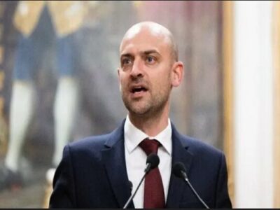 دعوت حامیان فلسطین از وزیر خارجه فرانسه برای استعفا