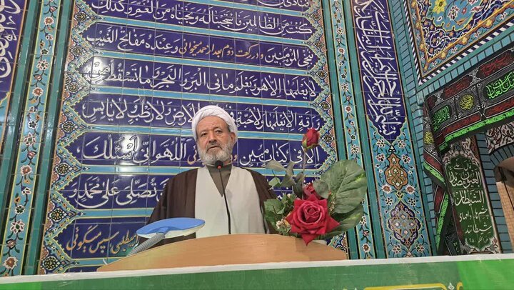 دهشیری: مسئولان باید گره‌گشای مشکلات باشند