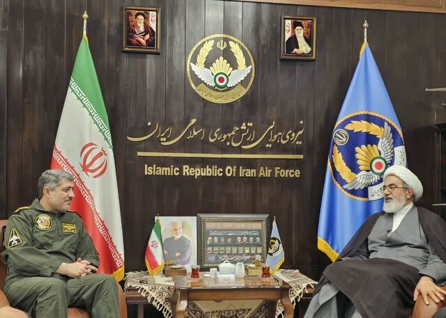 دیدار رئیس سازمان قضایی نیروهای مسلح با فرمانده نیروی هوایی ارتش