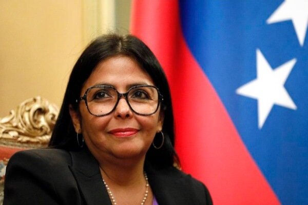 دیدار فرمانده فرماندهی جنوبی آمریکا با رئیس جمهوری موقت ونزوئلا