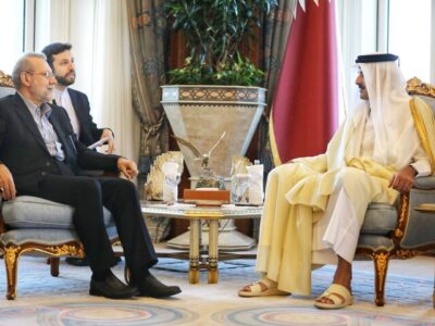 دیدار لاریجانی با امیر قطر در سفر به دوحه